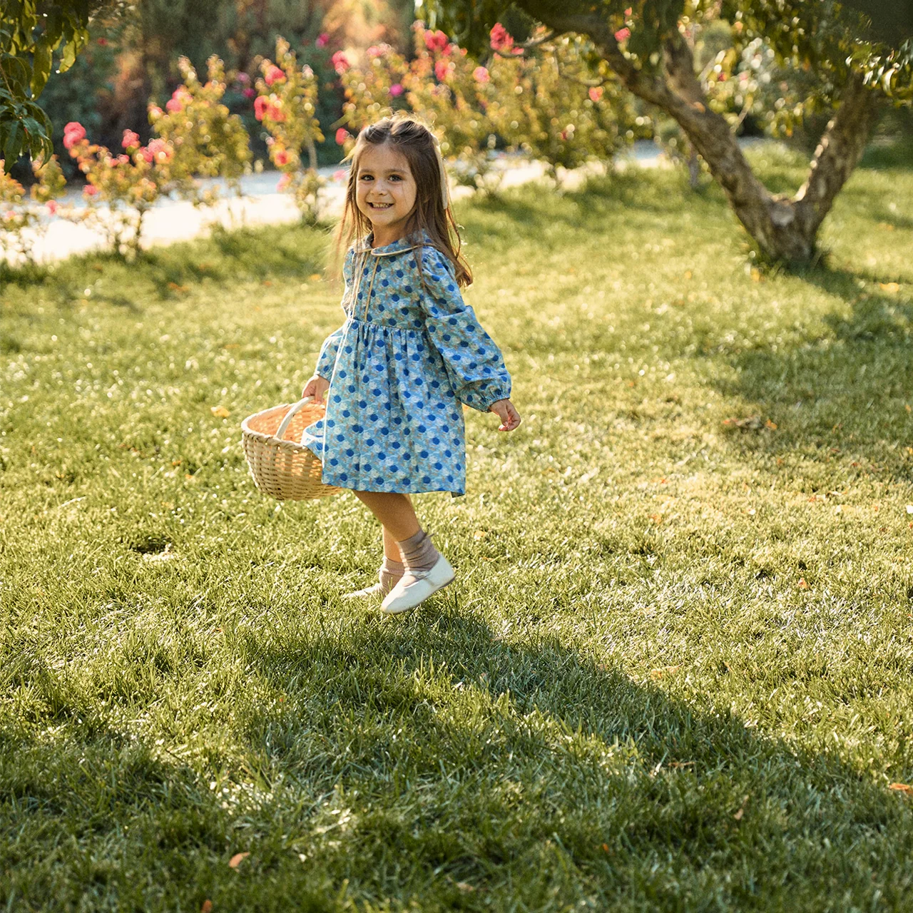 Blauwe Katoenen Jurk met Bloemenprint en Fluwelen Bies
